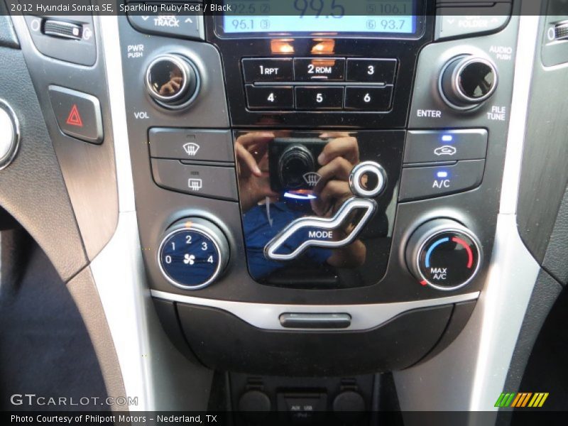 Sparkling Ruby Red / Black 2012 Hyundai Sonata SE