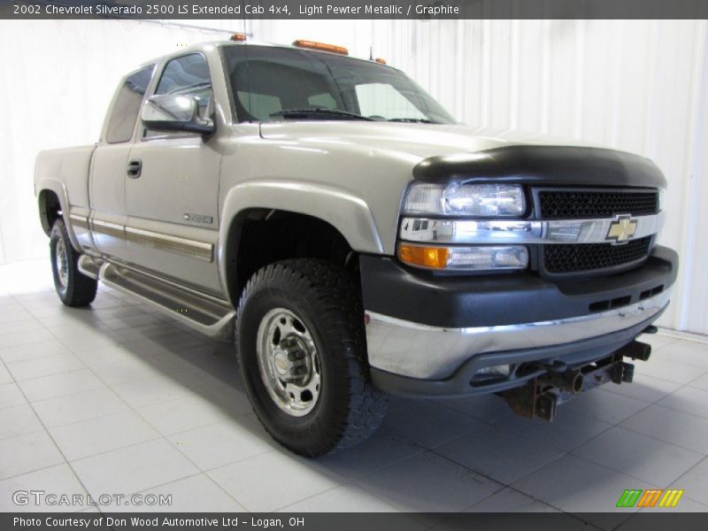 Light Pewter Metallic / Graphite 2002 Chevrolet Silverado 2500 LS Extended Cab 4x4
