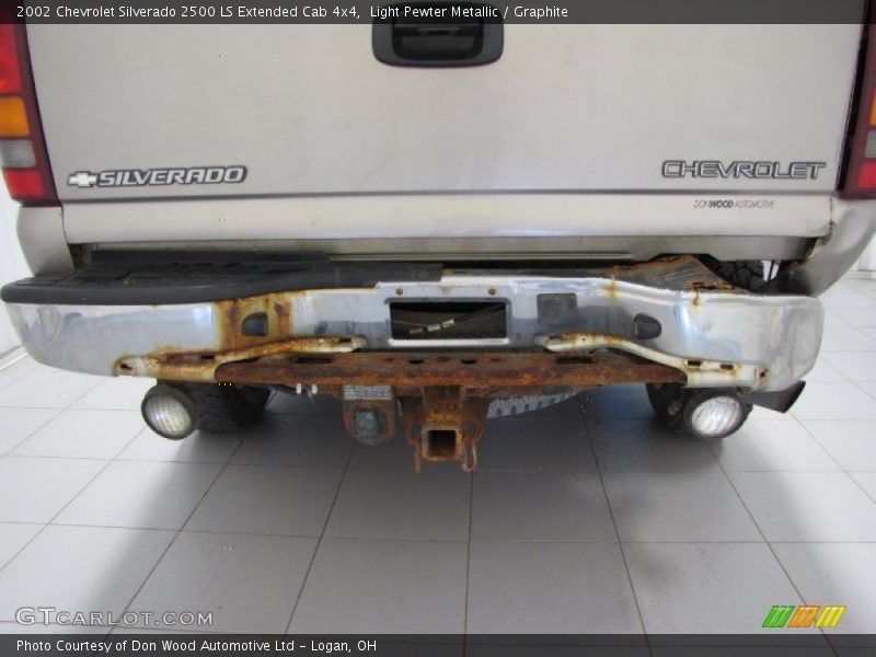 Light Pewter Metallic / Graphite 2002 Chevrolet Silverado 2500 LS Extended Cab 4x4