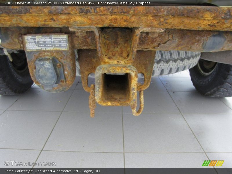 Light Pewter Metallic / Graphite 2002 Chevrolet Silverado 2500 LS Extended Cab 4x4
