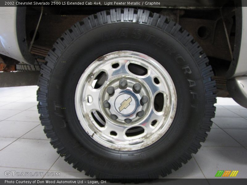 Light Pewter Metallic / Graphite 2002 Chevrolet Silverado 2500 LS Extended Cab 4x4