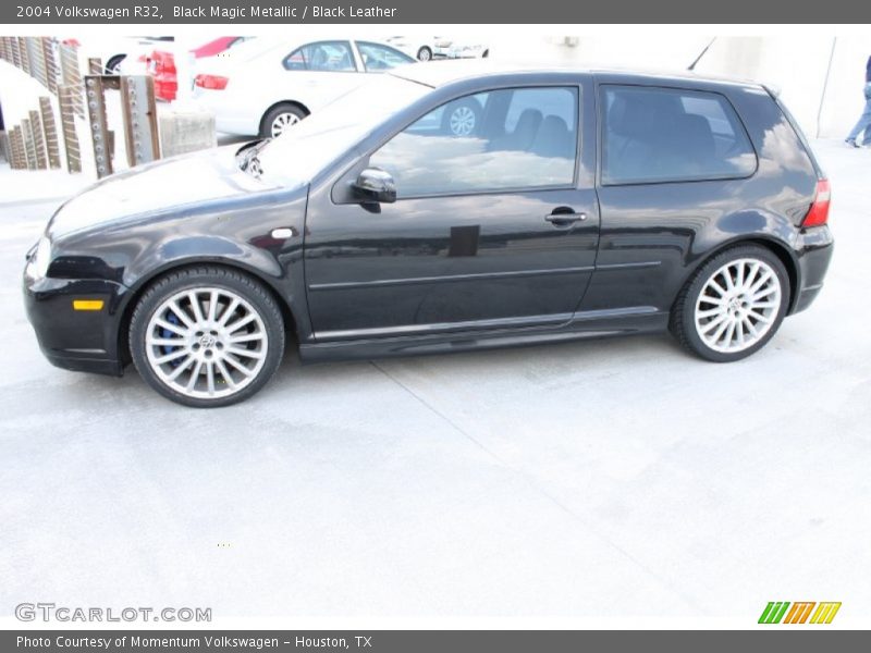 Black Magic Metallic / Black Leather 2004 Volkswagen R32