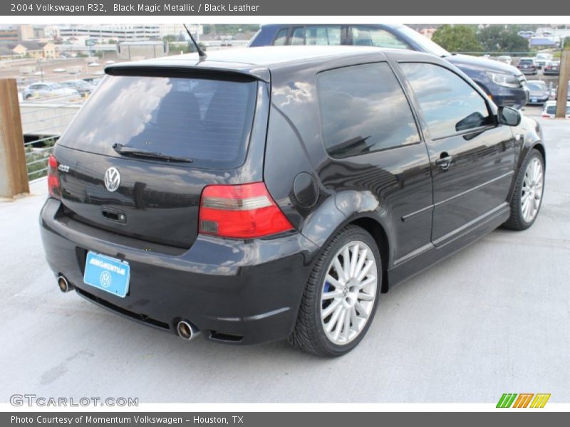 Black Magic Metallic / Black Leather 2004 Volkswagen R32