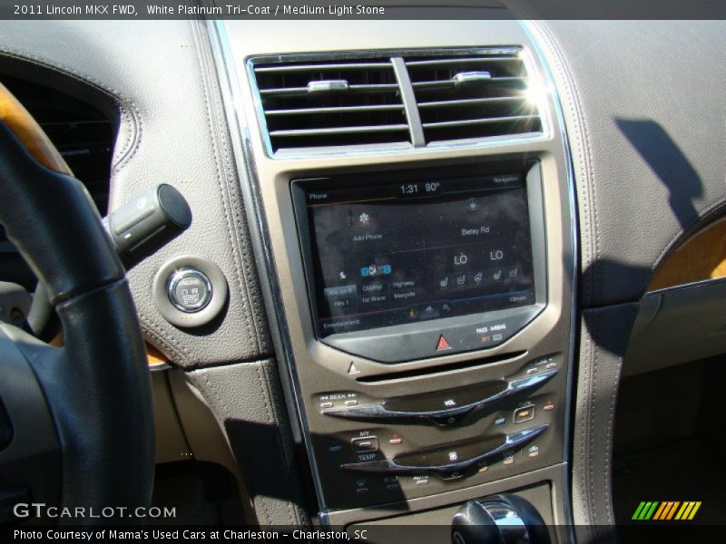 White Platinum Tri-Coat / Medium Light Stone 2011 Lincoln MKX FWD