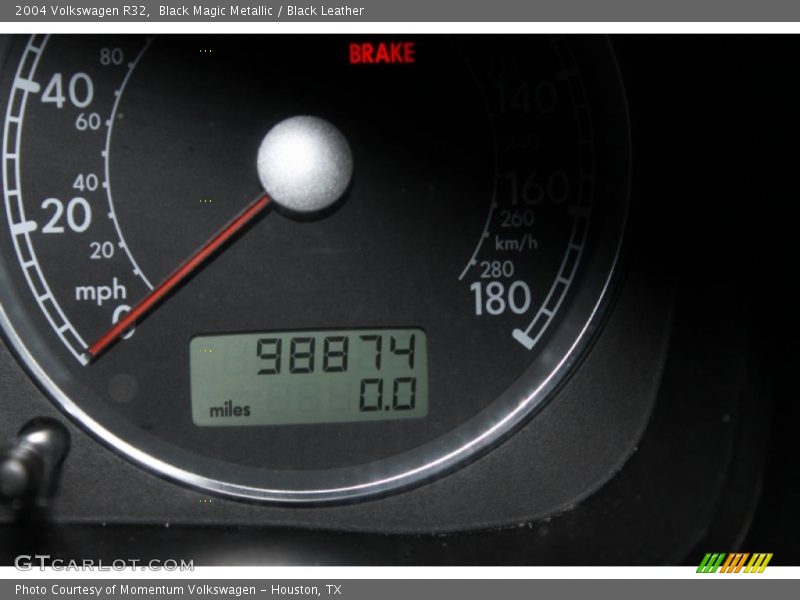 Black Magic Metallic / Black Leather 2004 Volkswagen R32