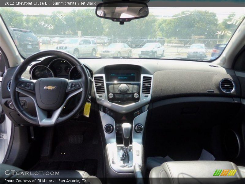 Summit White / Jet Black 2012 Chevrolet Cruze LT