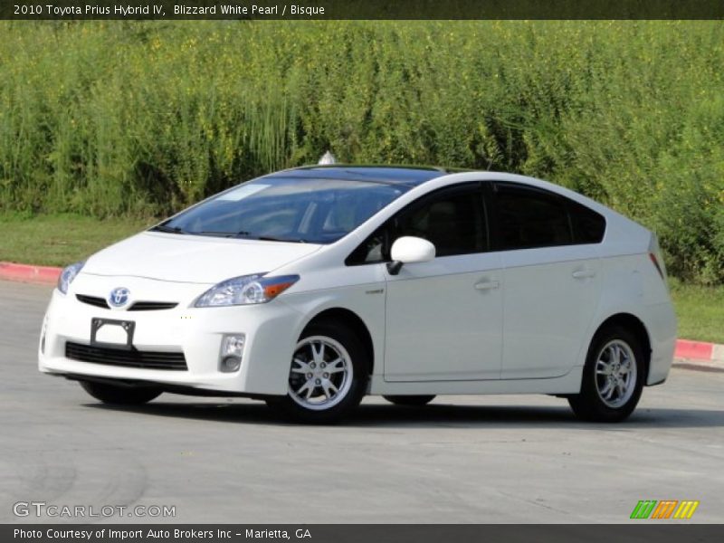 Blizzard White Pearl / Bisque 2010 Toyota Prius Hybrid IV