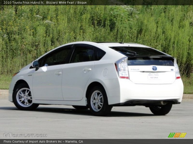 Blizzard White Pearl / Bisque 2010 Toyota Prius Hybrid IV
