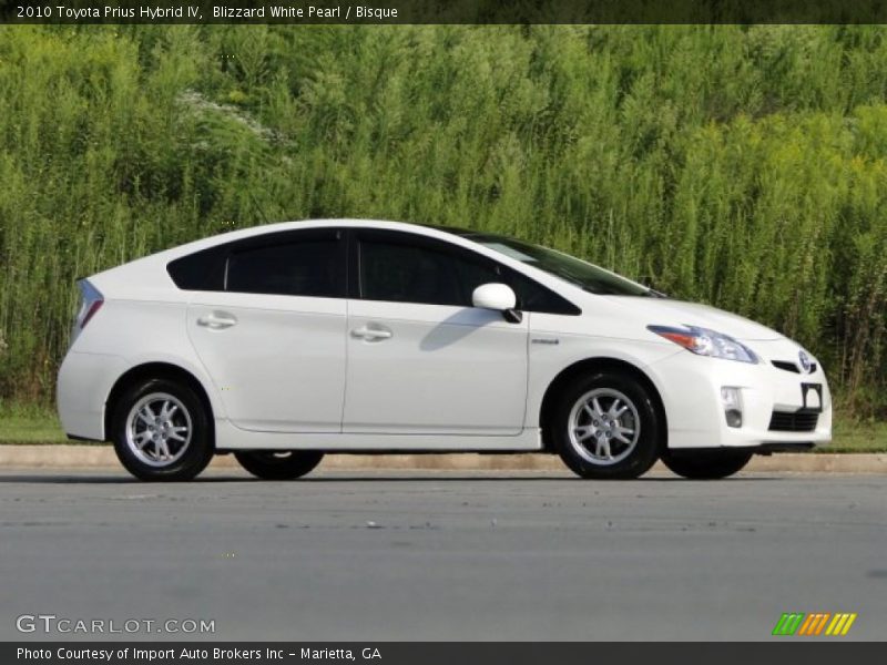 Blizzard White Pearl / Bisque 2010 Toyota Prius Hybrid IV
