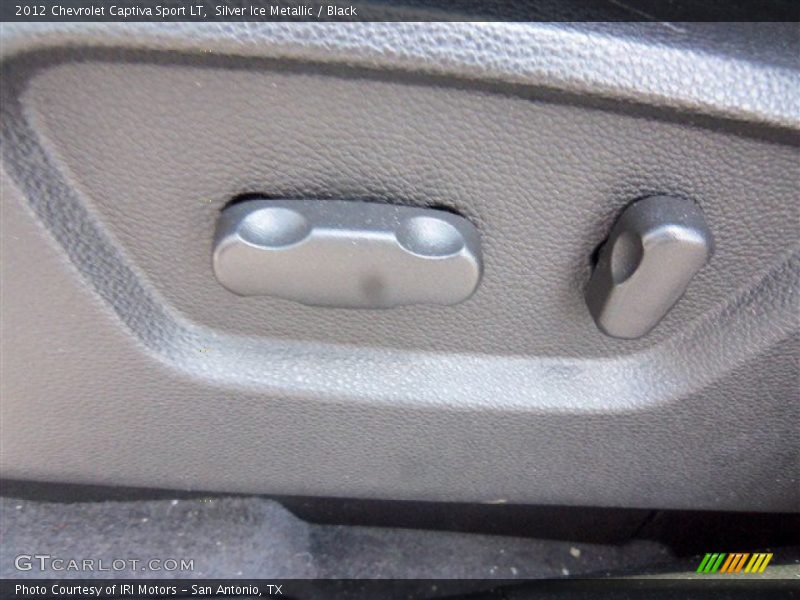 Silver Ice Metallic / Black 2012 Chevrolet Captiva Sport LT