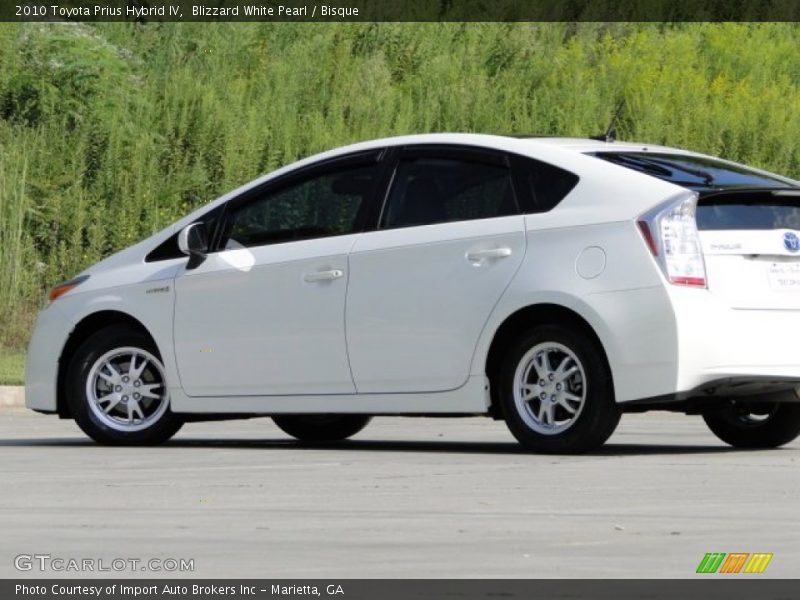 Blizzard White Pearl / Bisque 2010 Toyota Prius Hybrid IV