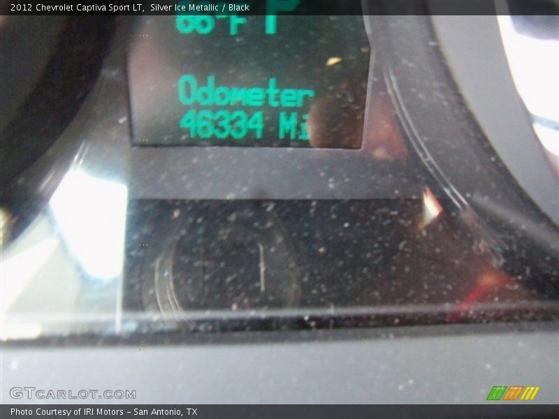 Silver Ice Metallic / Black 2012 Chevrolet Captiva Sport LT
