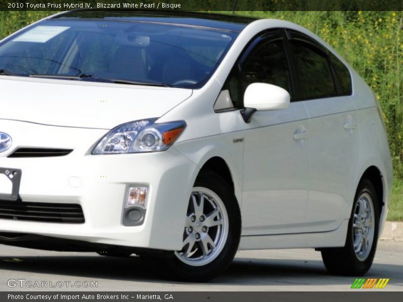 Blizzard White Pearl / Bisque 2010 Toyota Prius Hybrid IV