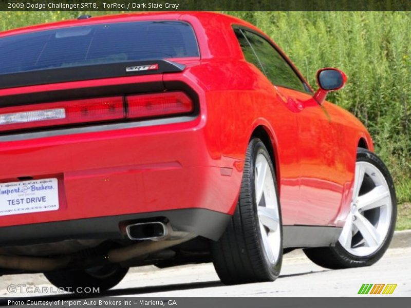 TorRed / Dark Slate Gray 2009 Dodge Challenger SRT8
