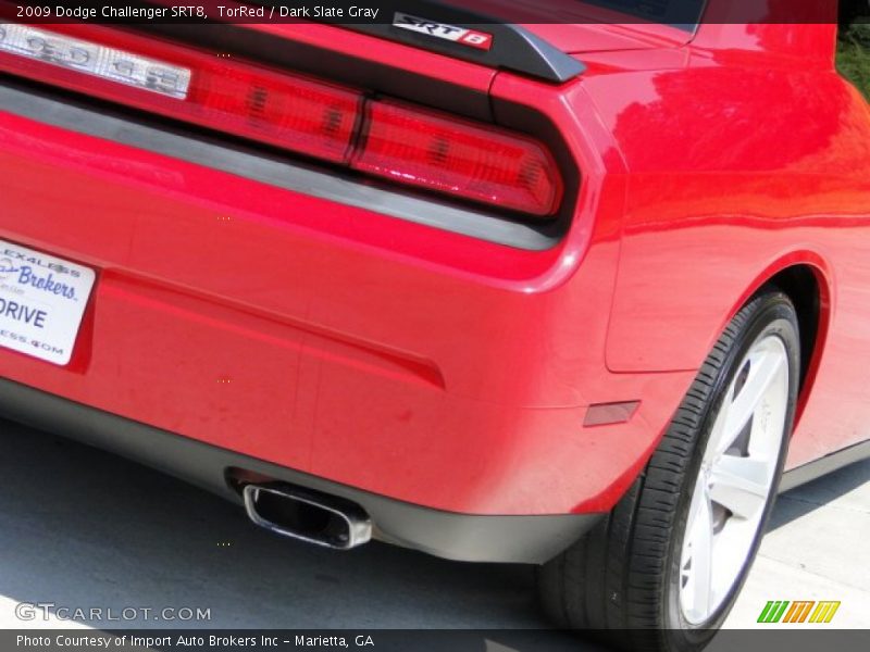 TorRed / Dark Slate Gray 2009 Dodge Challenger SRT8