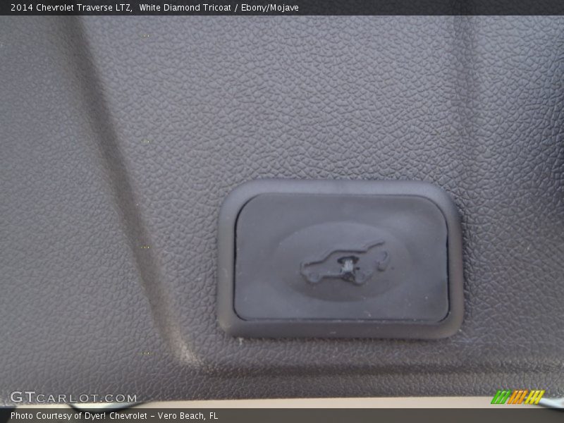 White Diamond Tricoat / Ebony/Mojave 2014 Chevrolet Traverse LTZ