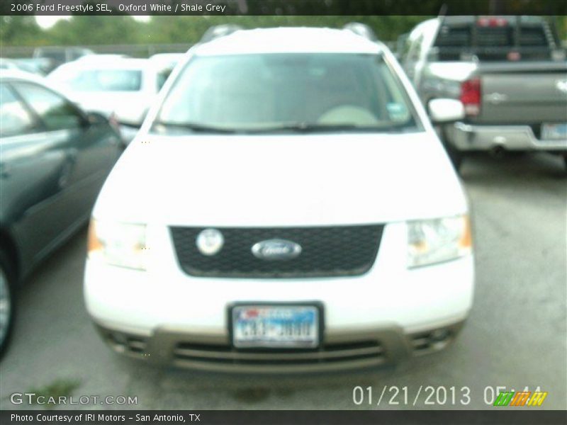 Oxford White / Shale Grey 2006 Ford Freestyle SEL