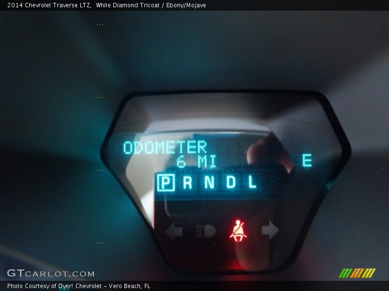 White Diamond Tricoat / Ebony/Mojave 2014 Chevrolet Traverse LTZ