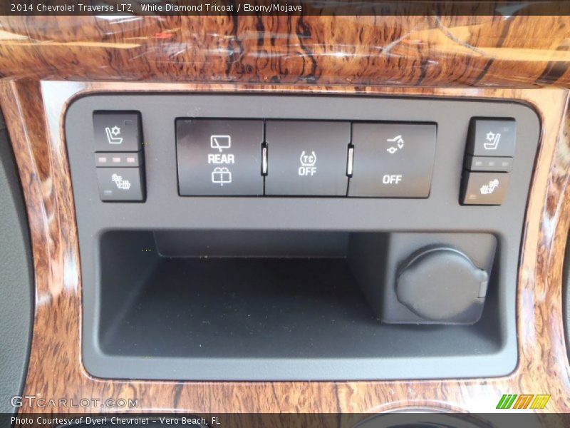 Controls of 2014 Traverse LTZ