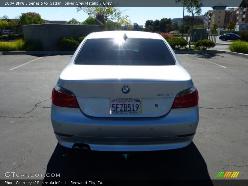 Silver Grey Metallic / Grey 2004 BMW 5 Series 545i Sedan