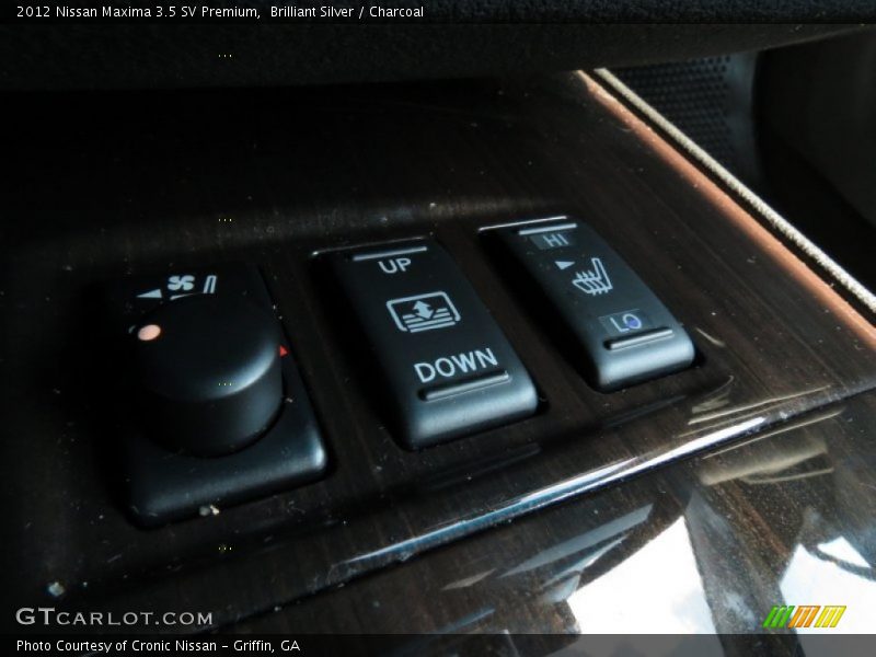 Brilliant Silver / Charcoal 2012 Nissan Maxima 3.5 SV Premium