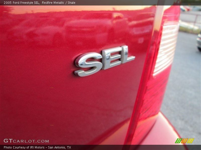 Redfire Metallic / Shale 2005 Ford Freestyle SEL