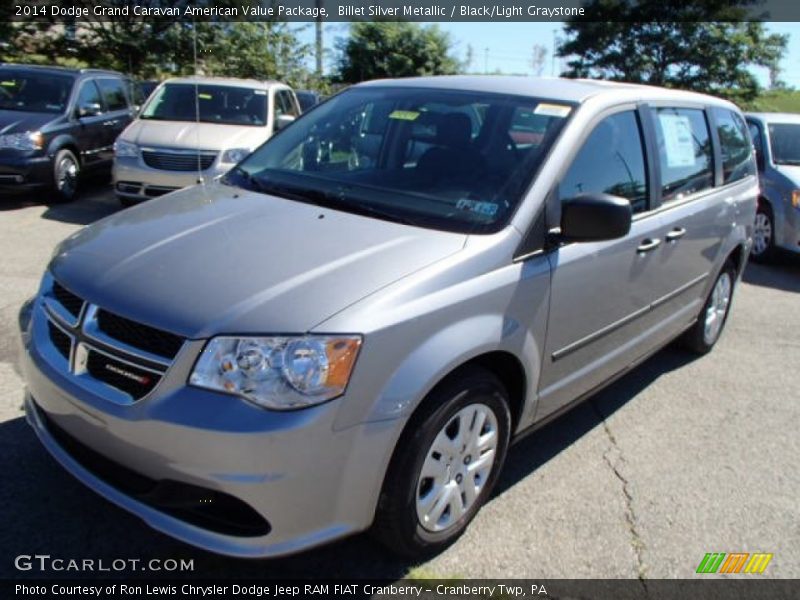 Front 3/4 View of 2014 Grand Caravan American Value Package