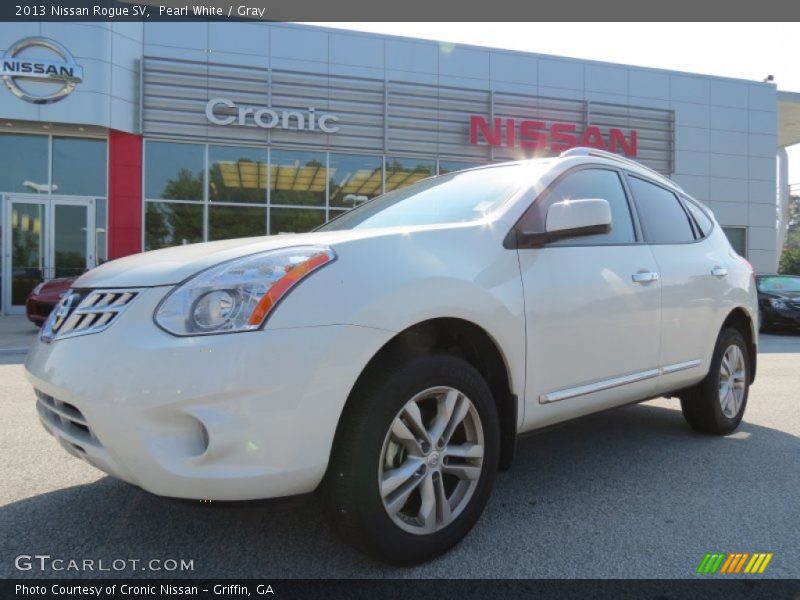 Pearl White / Gray 2013 Nissan Rogue SV