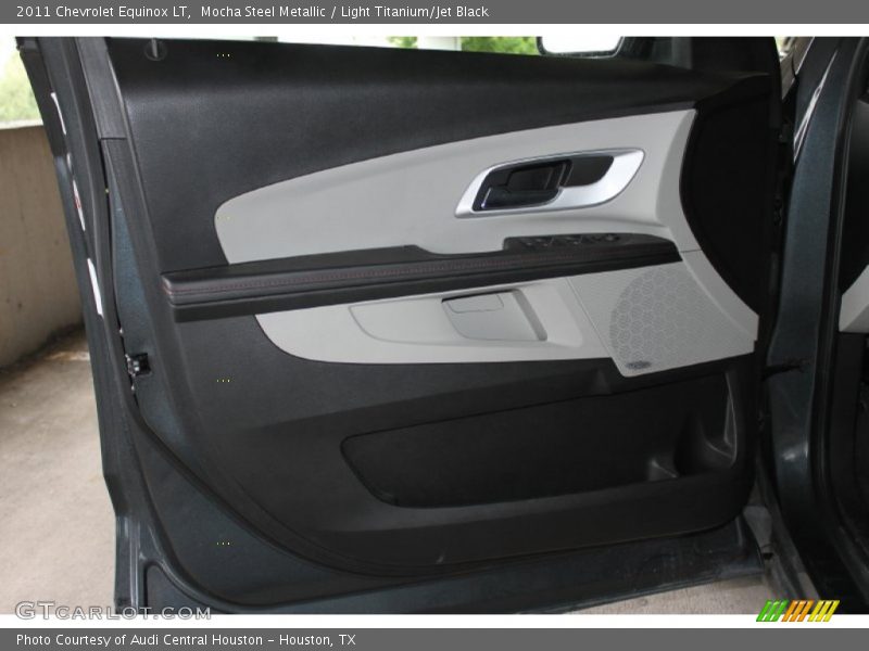 Mocha Steel Metallic / Light Titanium/Jet Black 2011 Chevrolet Equinox LT