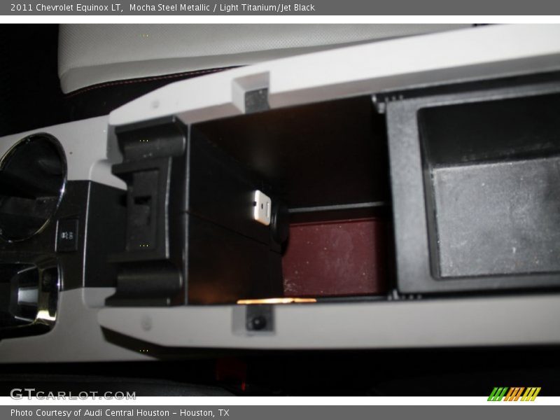 Mocha Steel Metallic / Light Titanium/Jet Black 2011 Chevrolet Equinox LT
