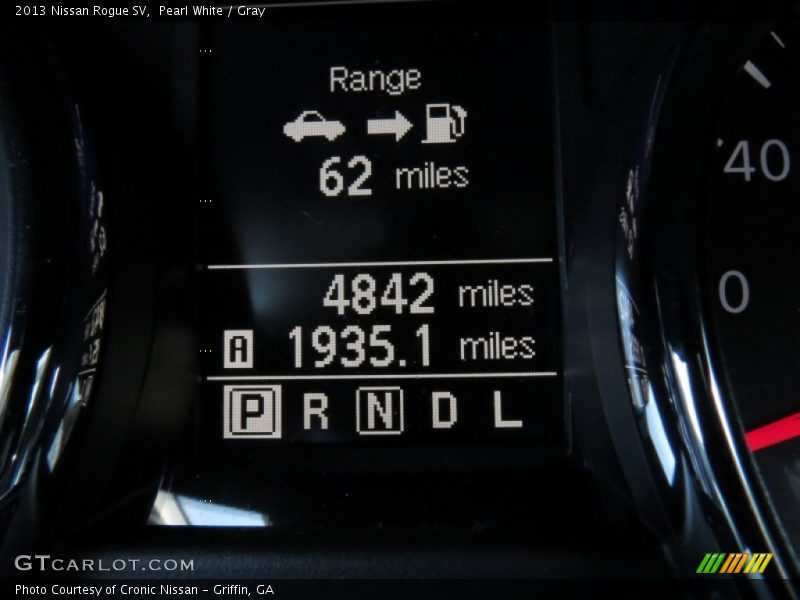 Pearl White / Gray 2013 Nissan Rogue SV