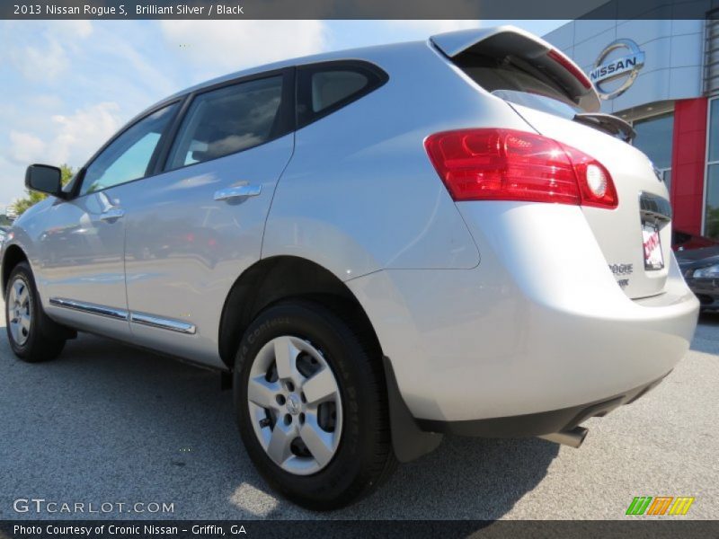 Brilliant Silver / Black 2013 Nissan Rogue S