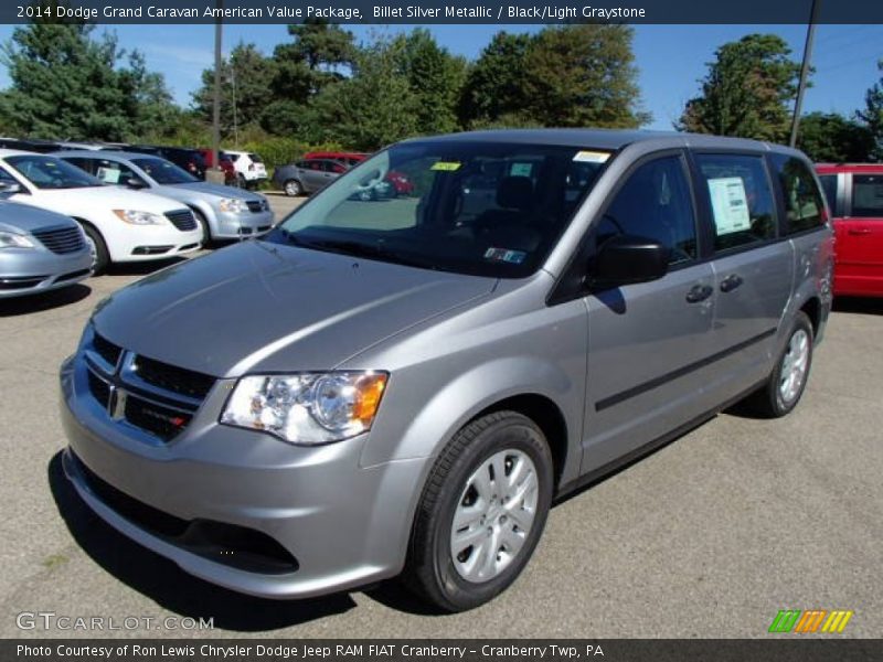 Front 3/4 View of 2014 Grand Caravan American Value Package