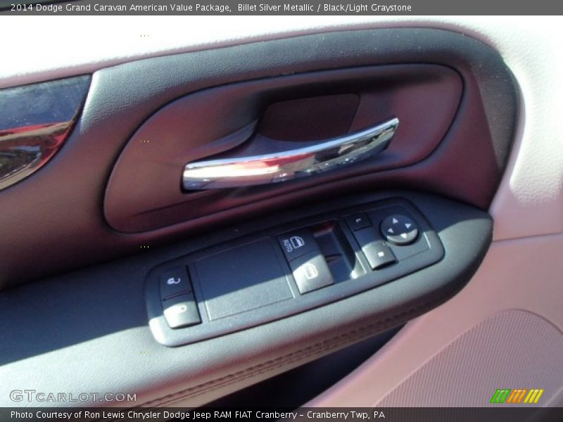 Billet Silver Metallic / Black/Light Graystone 2014 Dodge Grand Caravan American Value Package
