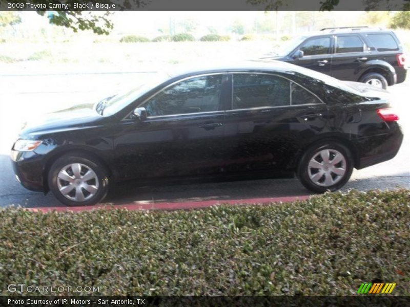 Black / Bisque 2009 Toyota Camry