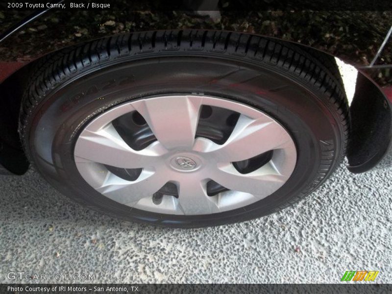 Black / Bisque 2009 Toyota Camry