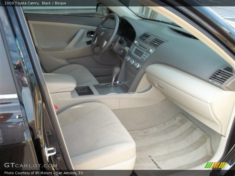 Black / Bisque 2009 Toyota Camry