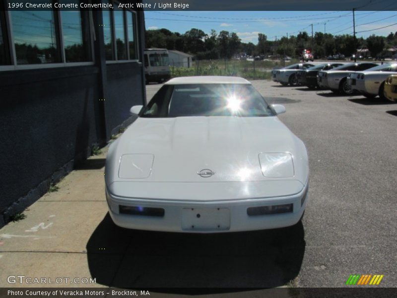 Arctic White / Light Beige 1996 Chevrolet Corvette Convertible