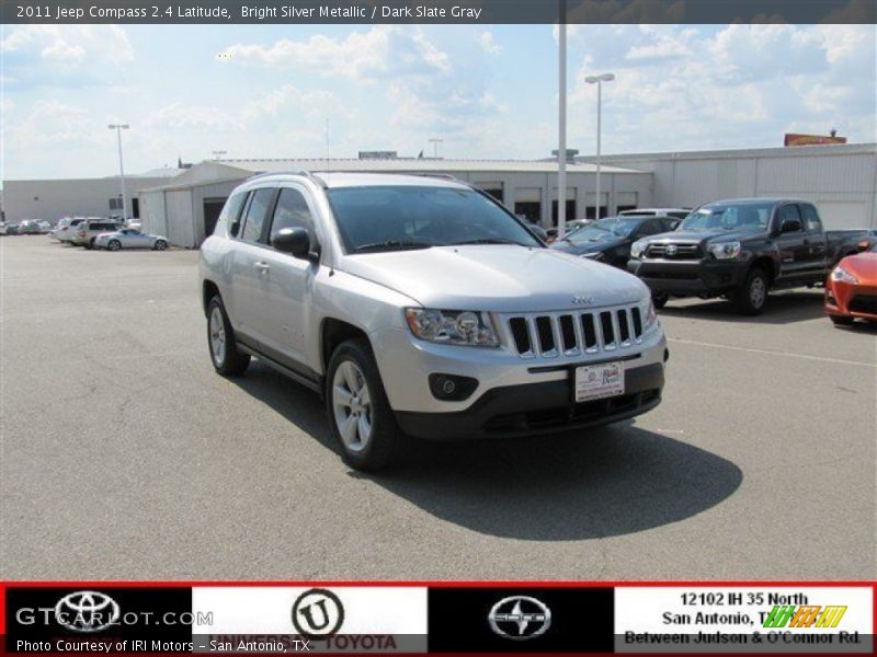 Bright Silver Metallic / Dark Slate Gray 2011 Jeep Compass 2.4 Latitude