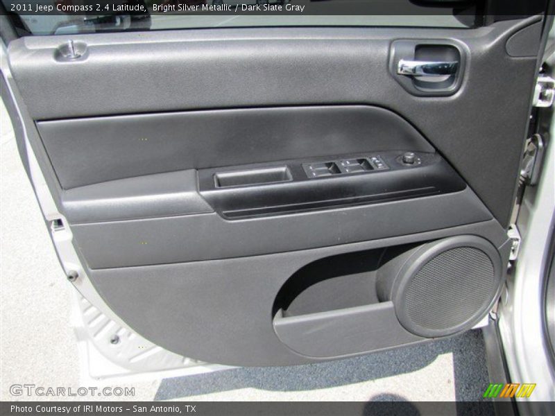 Bright Silver Metallic / Dark Slate Gray 2011 Jeep Compass 2.4 Latitude