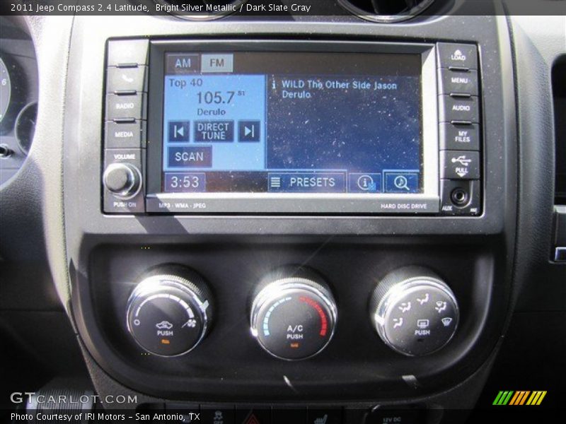 Bright Silver Metallic / Dark Slate Gray 2011 Jeep Compass 2.4 Latitude