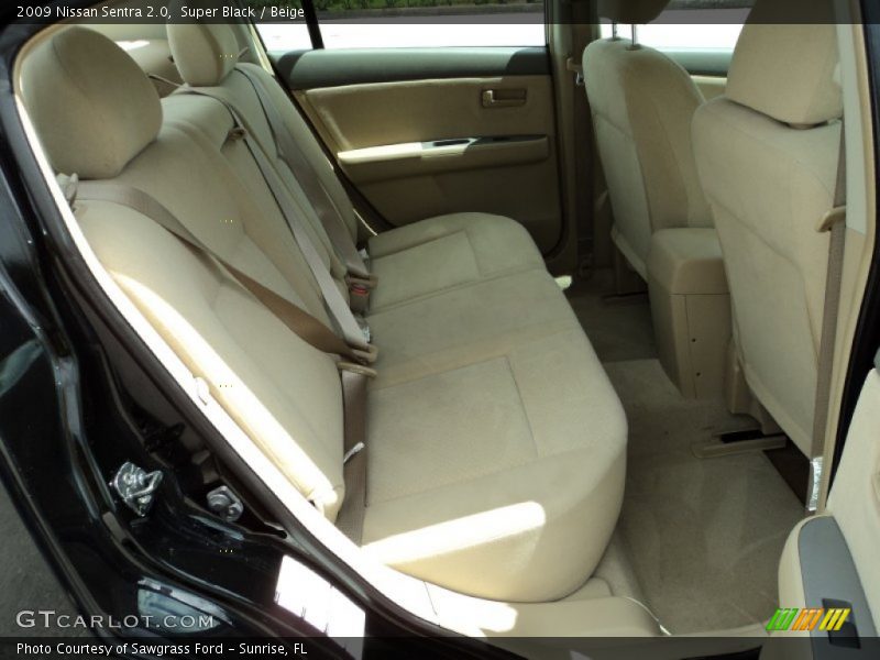 Super Black / Beige 2009 Nissan Sentra 2.0
