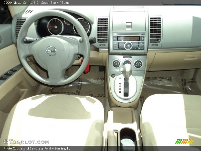 Super Black / Beige 2009 Nissan Sentra 2.0