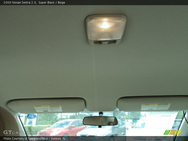 Super Black / Beige 2009 Nissan Sentra 2.0