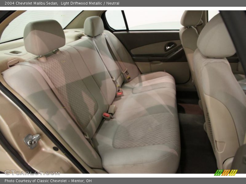 Light Driftwood Metallic / Neutral 2004 Chevrolet Malibu Sedan