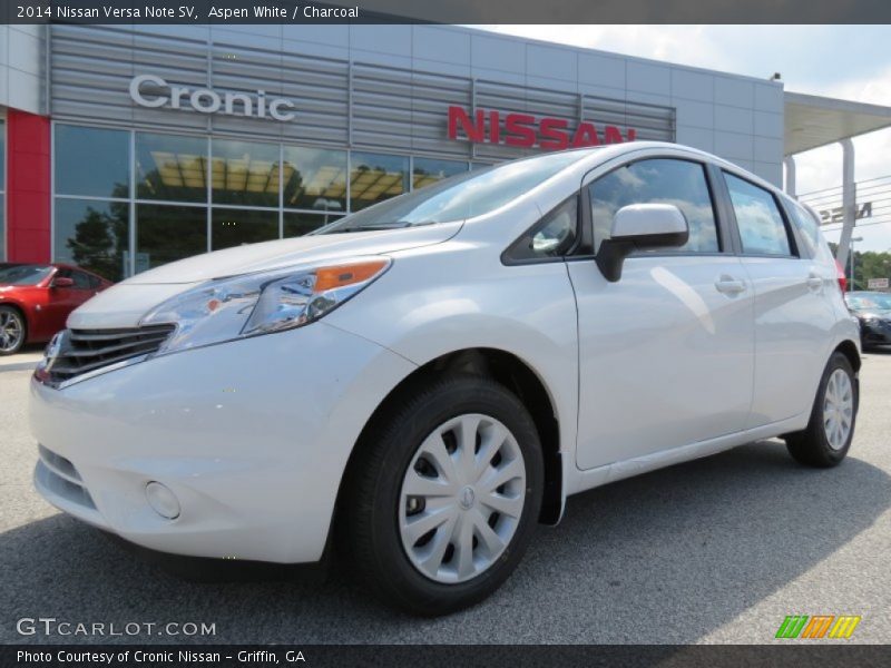 Aspen White / Charcoal 2014 Nissan Versa Note SV