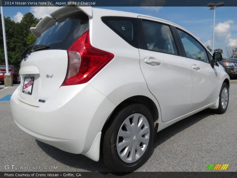 Aspen White / Charcoal 2014 Nissan Versa Note SV