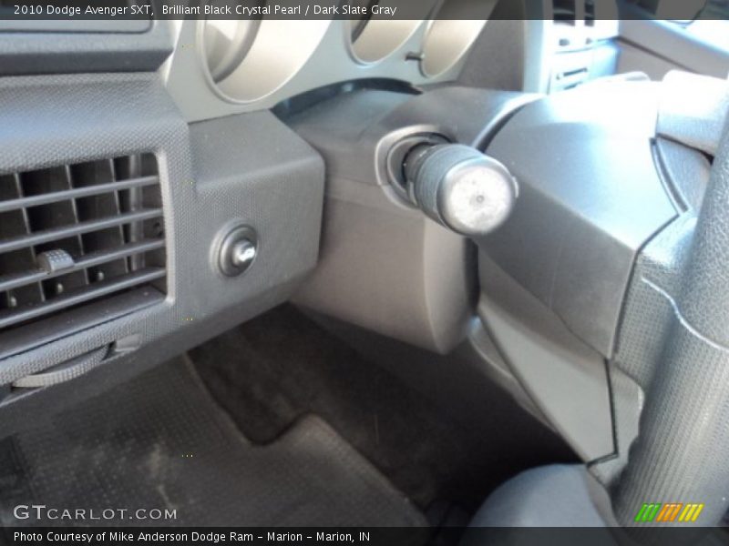 Brilliant Black Crystal Pearl / Dark Slate Gray 2010 Dodge Avenger SXT