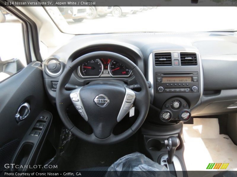 Aspen White / Charcoal 2014 Nissan Versa Note SV