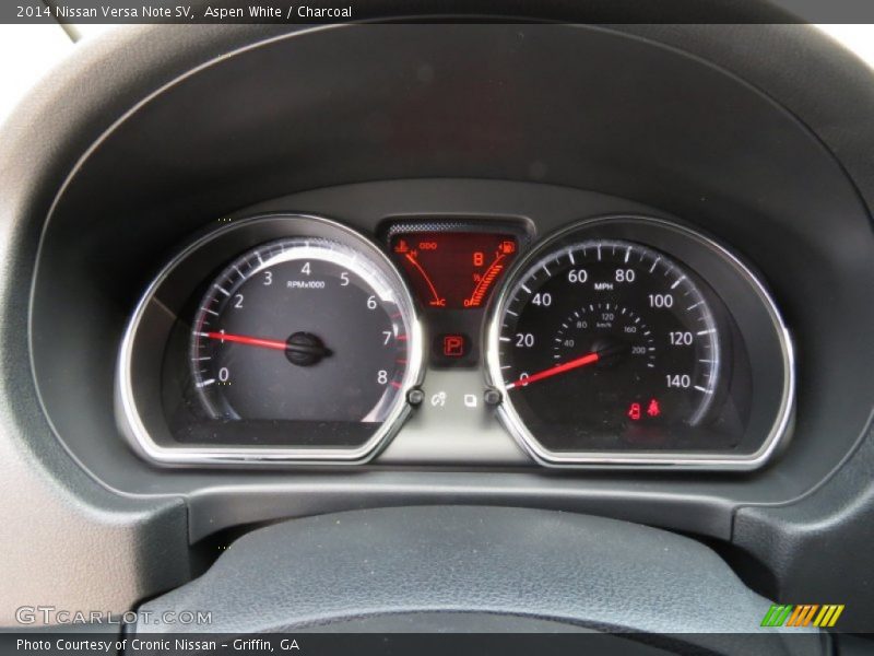 Aspen White / Charcoal 2014 Nissan Versa Note SV